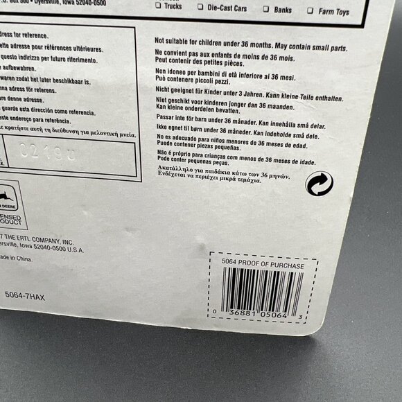 NIB Vintage 1997 Ertl John Deere 8200 Tractor #5064 1/64 Scale Metal Die Cast - Picture 6 of 9